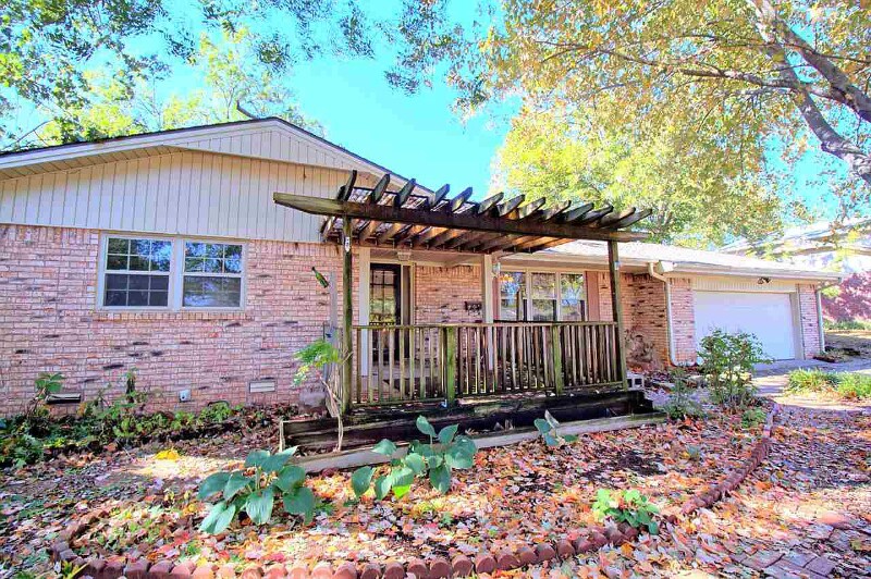Foto principal - 1102 N Lincoln St