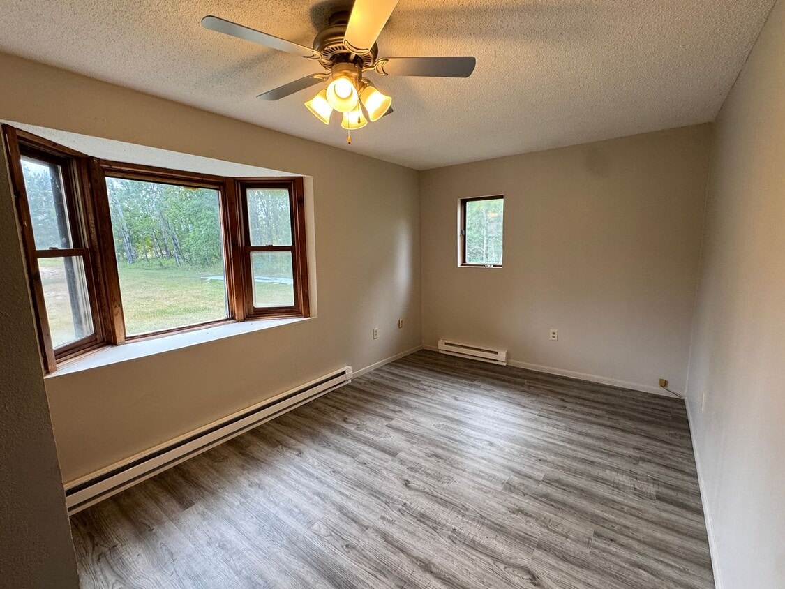 Building Photo - 4549 Jackpine Rd NW