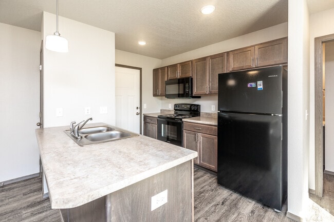 2BR, 1.5BA - Kitchen - Prairie Village Commons I