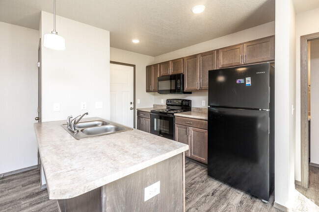 2BR, 1.5BA - Kitchen - Prairie Village Commons