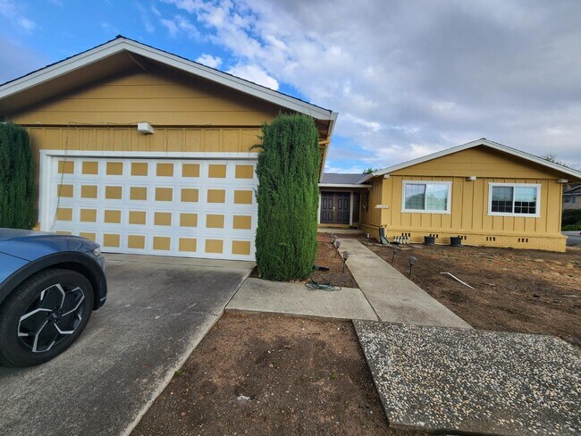 Building Photo - 6568 Mt Royal Dr