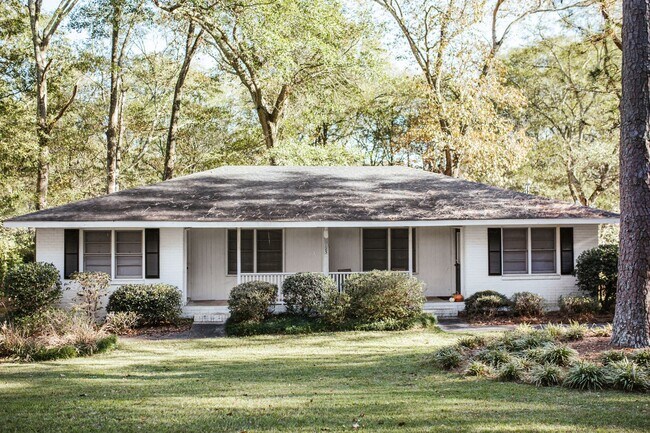 Photo - Cute and Quiet West Side Duplex! House