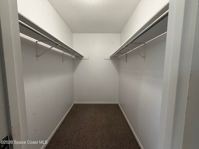 Building Photo - 760 John Adams Ln
