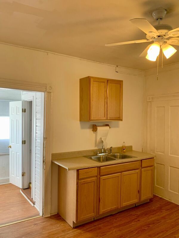 Building Photo - 1204 N 20th St