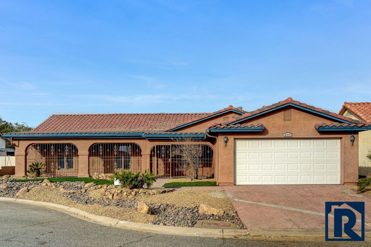 Primary Photo - Spacious, Single Story 3 BD Renovated
