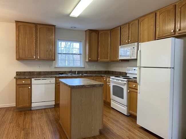 Foto del edificio - 87 Mabel Ln