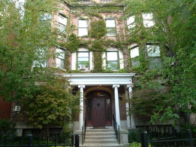 Building Photo - 5713 N Kenmore Ave