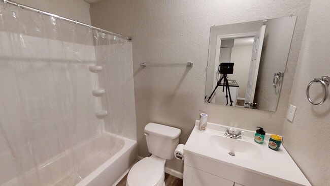 Interior Photo - Harrison Street Apartments