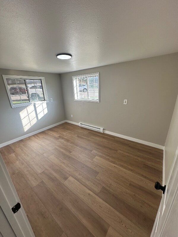 Building Photo - 2828 Silverplume Dr