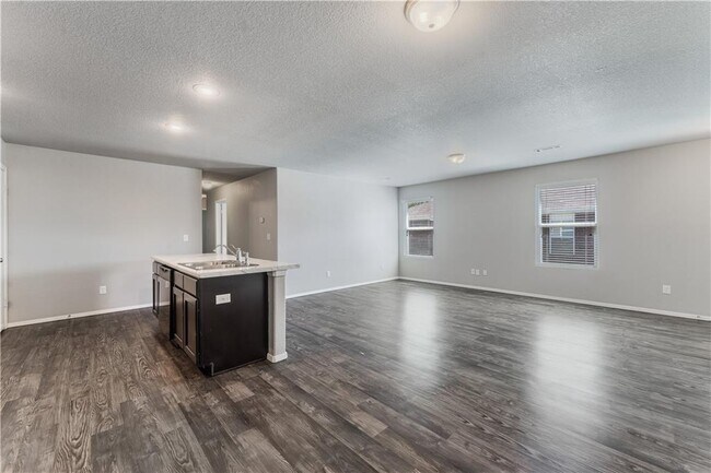 Foto del edificio - 240-242 W Marietta Way