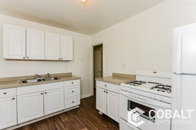 Foto del edificio - 1982 Rockledge Rd NE