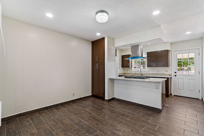 Building Photo - 2608 Dan Sikes Dr