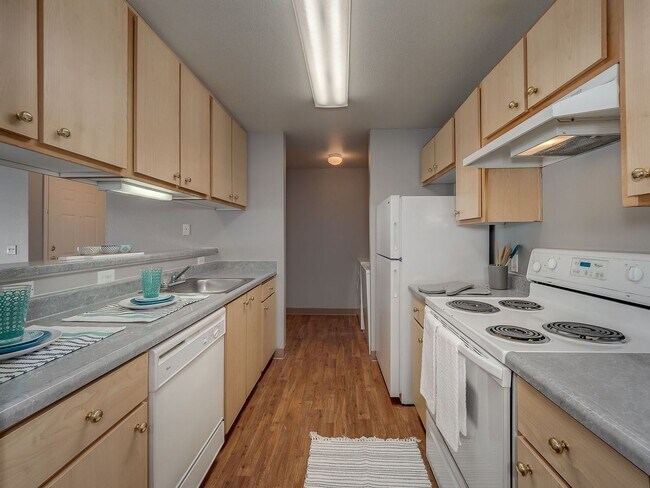 Foto del edificio - Powell Court Apartments