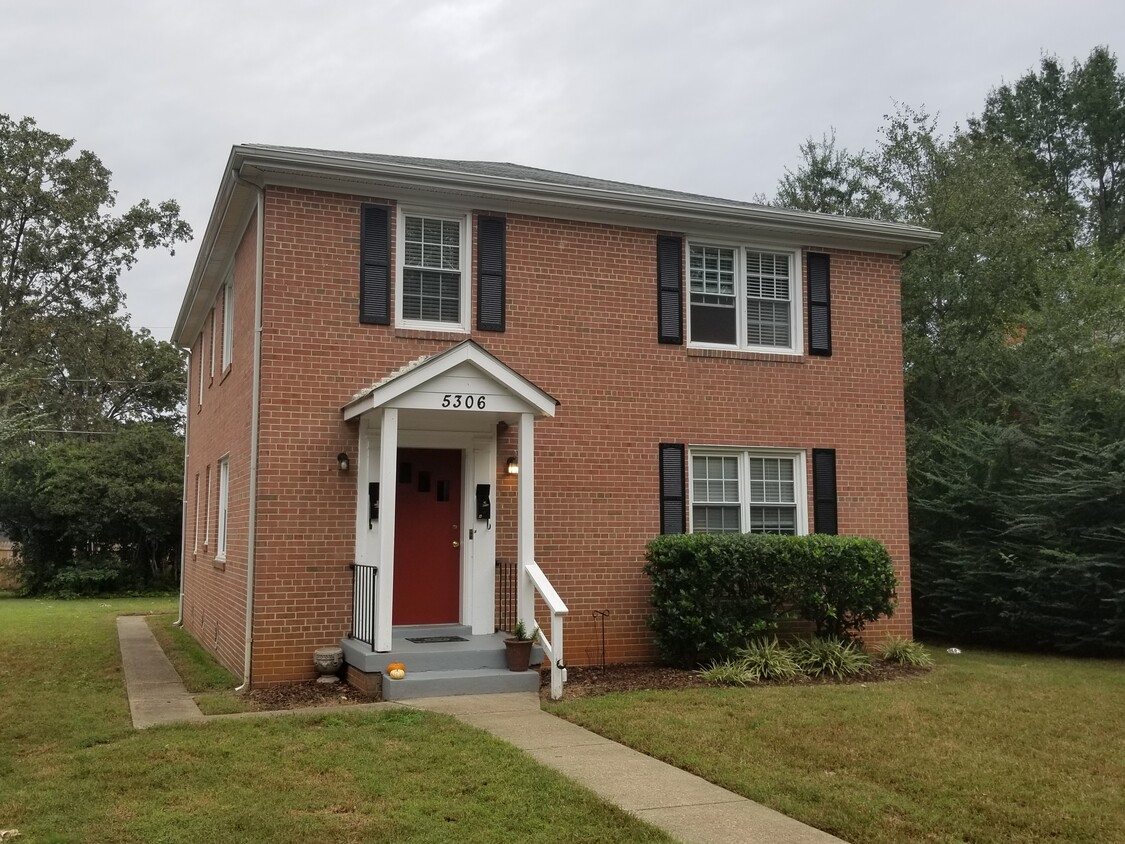 Foto principal - 5306 W Franklin St