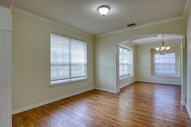 Building Photo - 4528 Oak Shores Dr