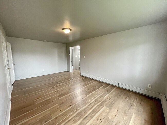 Foto del edificio - 1064 E 500 S