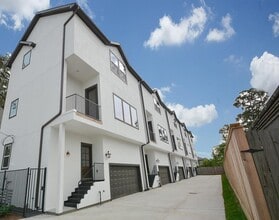 Building Photo - 1548 W 23rd St