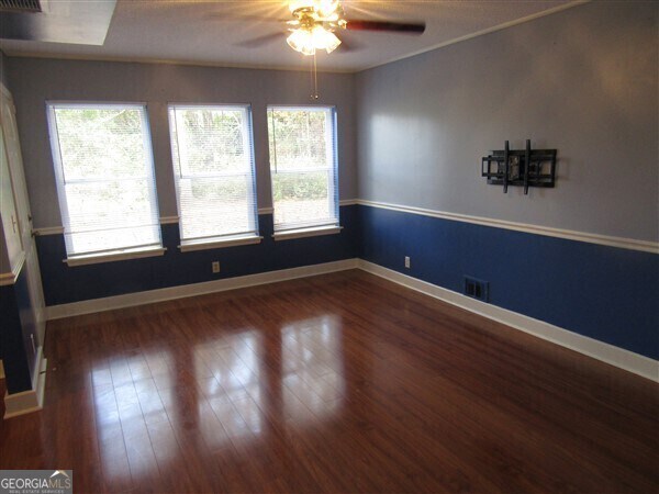 Building Photo - 216 Topi Trail