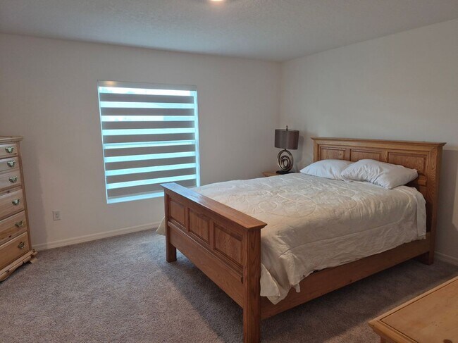 Building Photo - 2328 Bimini Ave