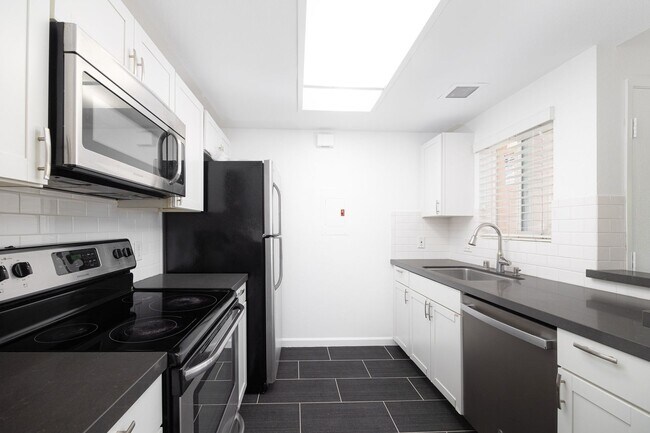 Foto del edificio - Super cute 1 bedroom/1 bathroom for rent i...