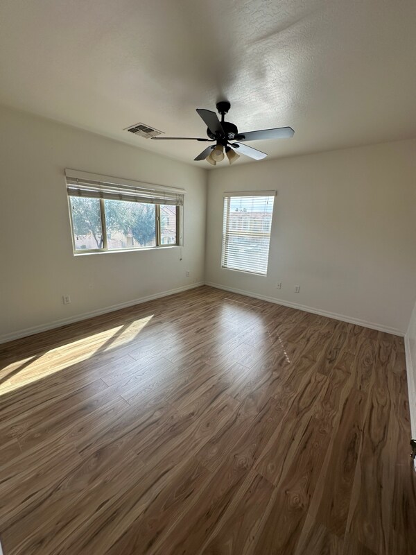 Foto del edificio - 1428 S Terrace Rd