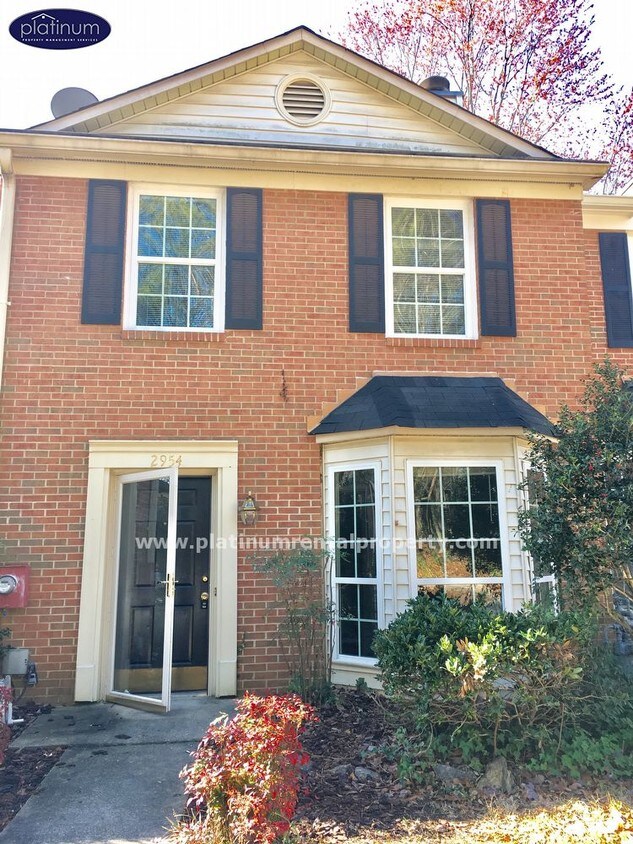 Foto principal - 2954 Lexington Trace Dr SE