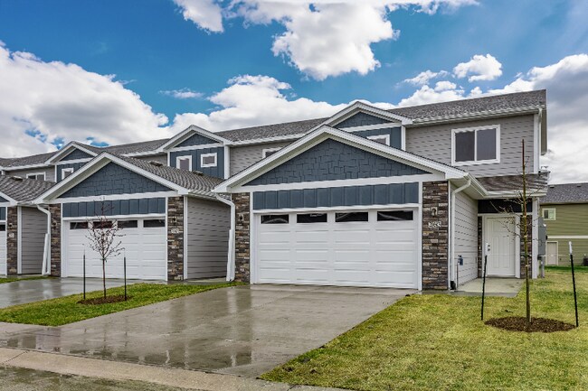 Building Photo - 3103 Bracken Pl