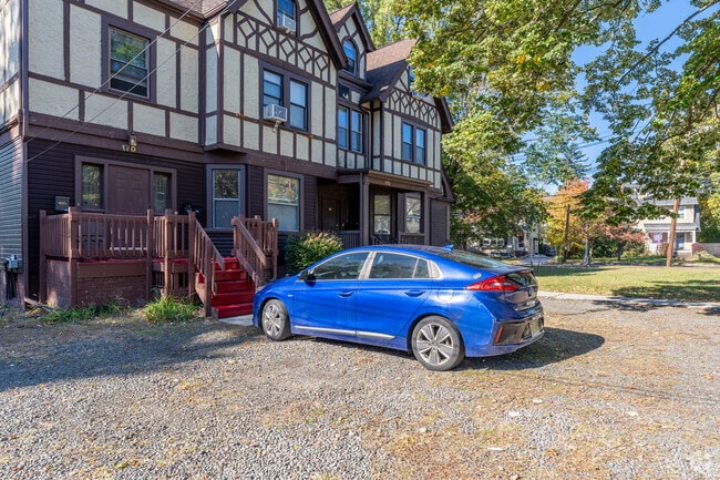 Designated Parking - Lincoln Street