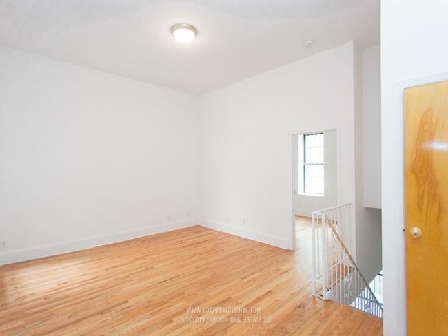 Building Photo - 51 E 95th St