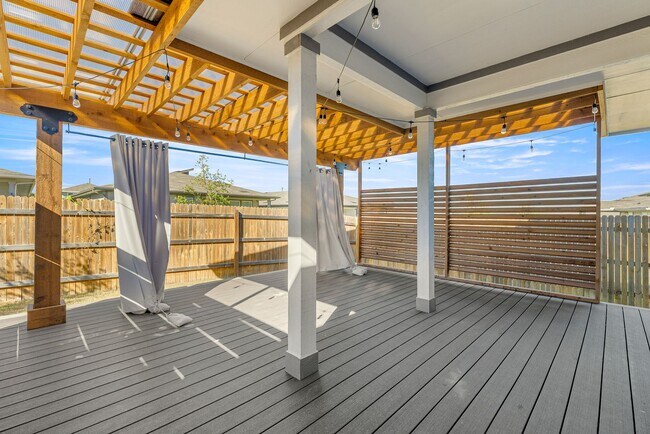 Foto del edificio - Modern comfort meets Austin flavor, 3-bed gem in Northeast ATX!