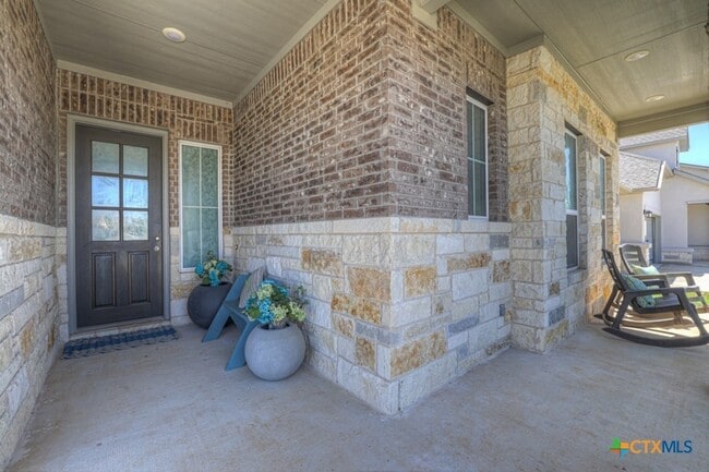 Building Photo - 382 Nightshade Trl