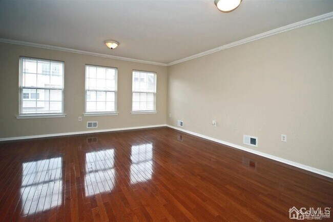 Building Photo - 29 Giera Ct