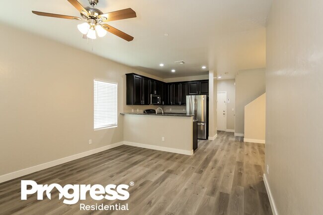Building Photo - 7609 Tiffany Lamp Ct