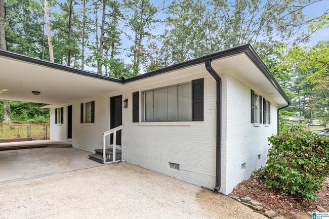 Building Photo - 1153 Bowman Rd