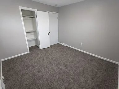 Foto del edificio - 24892 Schroeder Ave