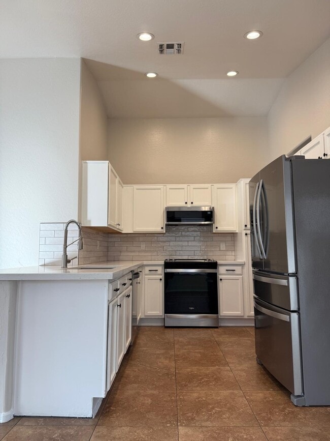 Foto del edificio - 15843 W Madison St