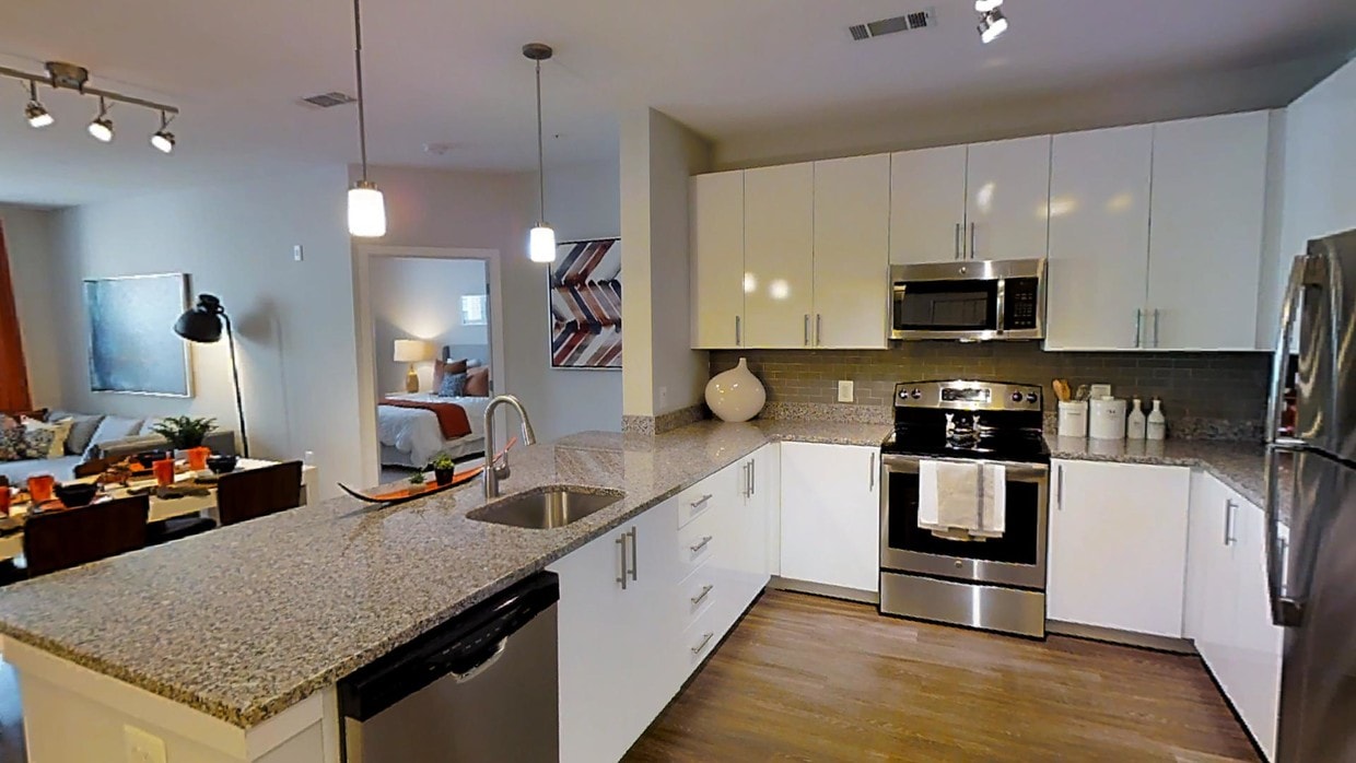 Photo - Monument Village at College Park Apartments