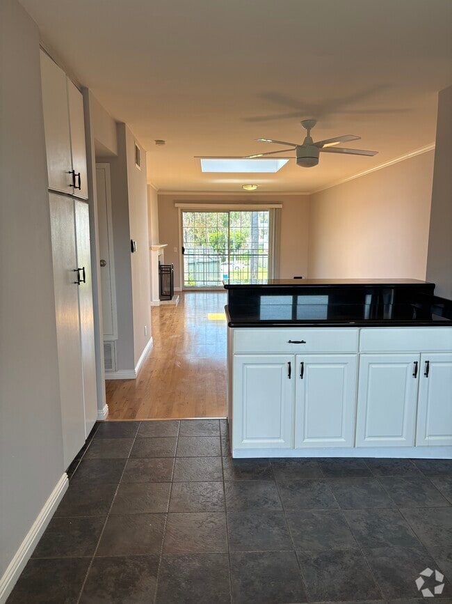 Building Photo - 6484 Cavalleri Rd