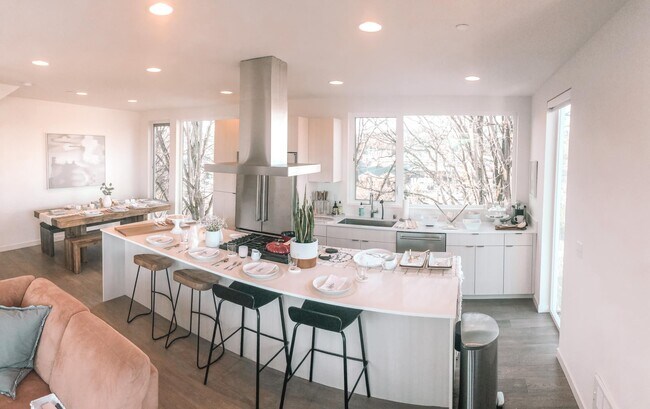 Photo - 2056 SW Charlestown St Townhome