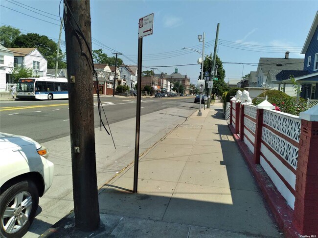 Building Photo - 109-15 Springfield Blvd