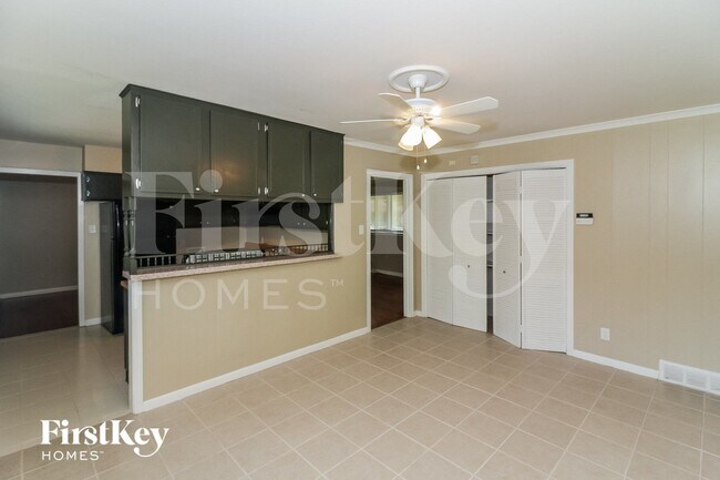 Foto del edificio - 5405 Lyford Ave