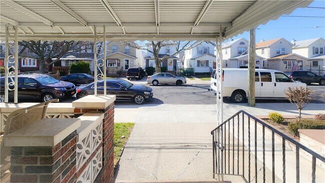 Foto del edificio - 2133 Kimball St