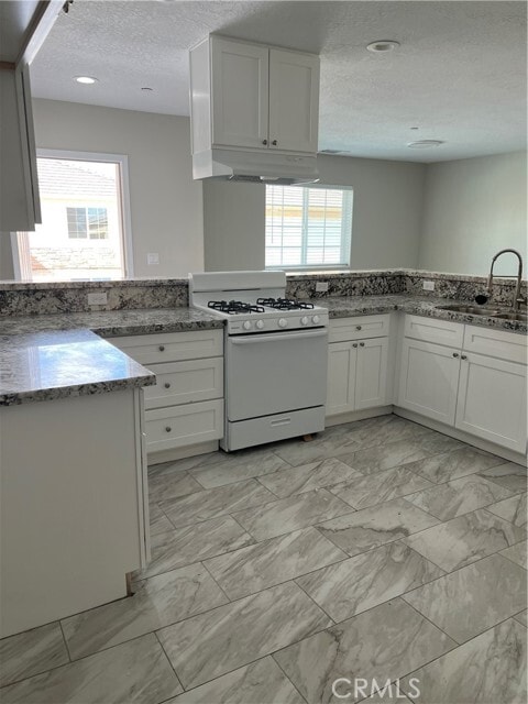 Foto del edificio - 16550 Olive St