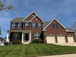 Building Photo - 5808 Savannah Dr