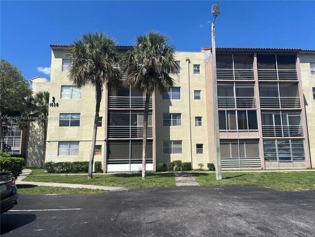Foto del edificio - 1820 SW 81st Ave