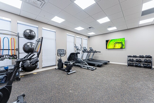 Building Photo - The Zelle at Polaris