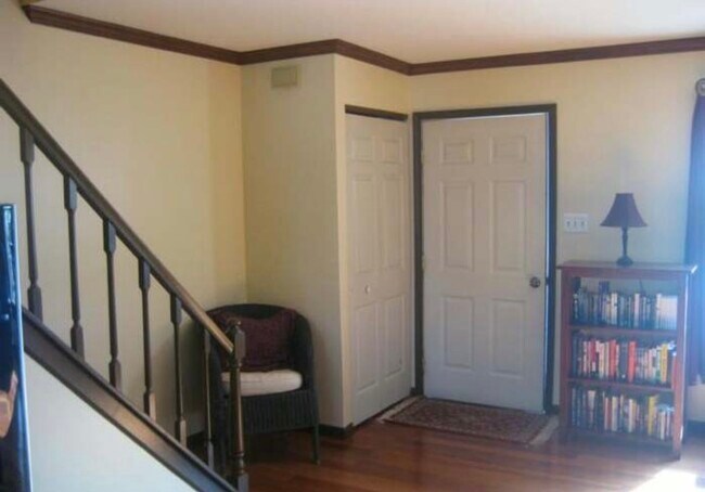 Foto del edificio - 516 Susan Dr