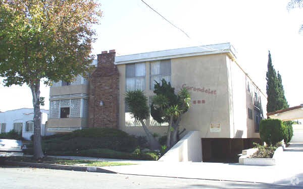 Building Photo - Carondelet Apartments
