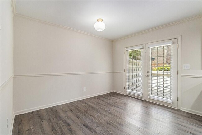 Foto del edificio - 6900 Roswell Rd