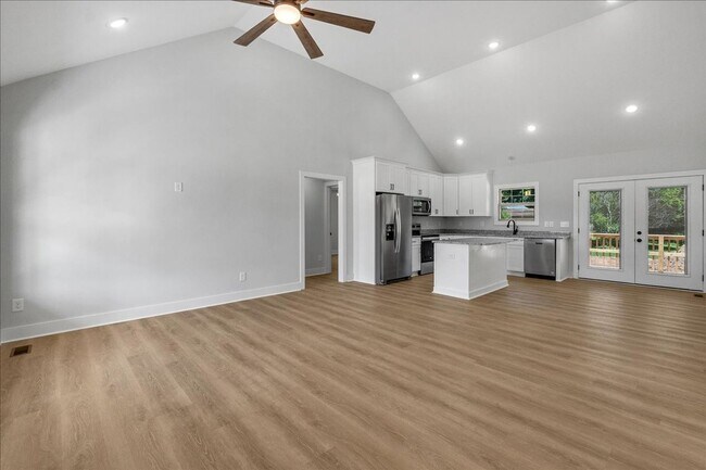 Building Photo - BRAND NEW! 3 Bed 2 Bath Home in McMinnville